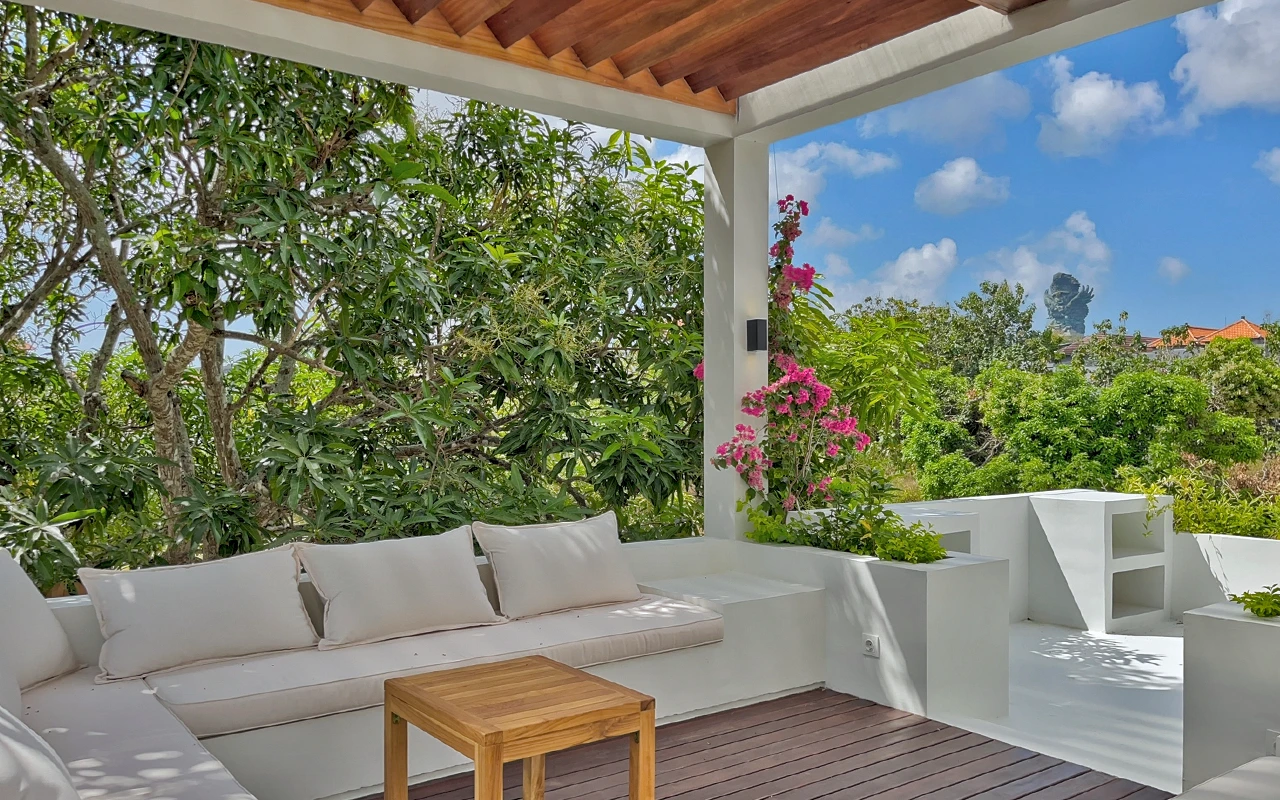 Tropical Villa with GWK View in Jimbaran